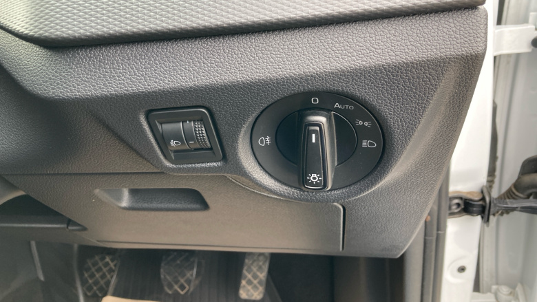 Skoda Kamiq 1.0 TSI 110 SE 5dr Petrol Hatchback